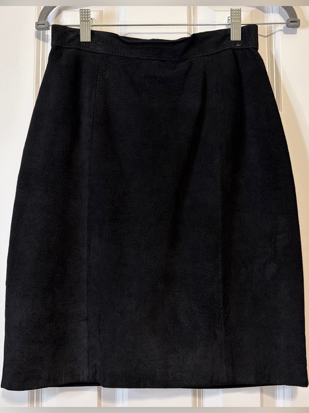 The Limited Black Pencil Skirt - Classic Straight Silhouette